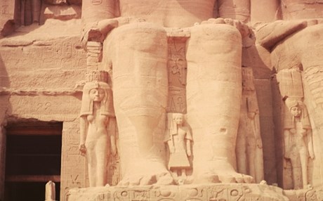 faraoniki prigkipissa 3 500 eton anakalifthike stin egipto 1