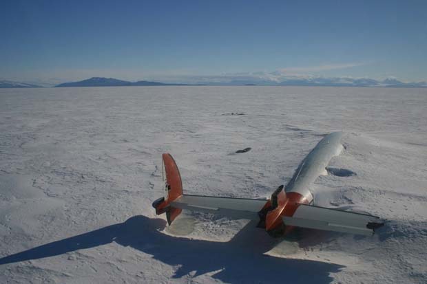 12. Τα απομεινάρια του Πήγασου στο McMurdo Sound, Ανταρκτική
